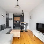 Praga Zupnicza Modern By Bookinghost Varşova