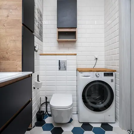 Praga Zupnicza Modern By Bookinghost *