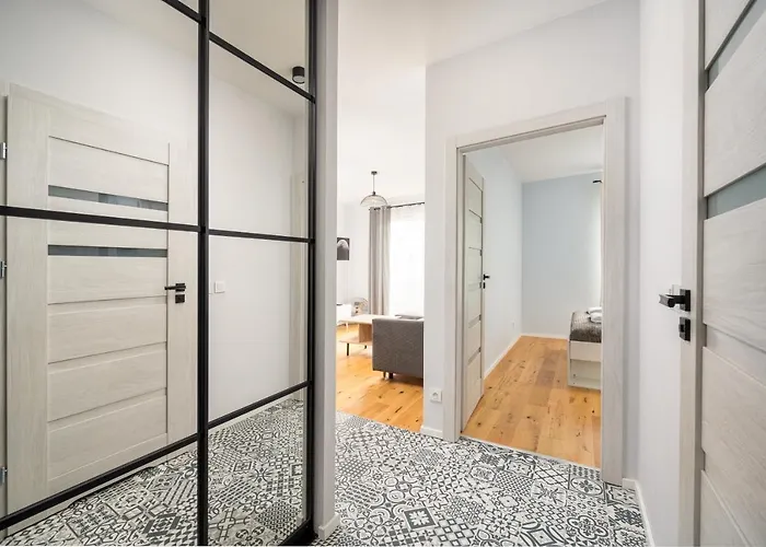 Praga Zupnicza Modern By Bookinghost