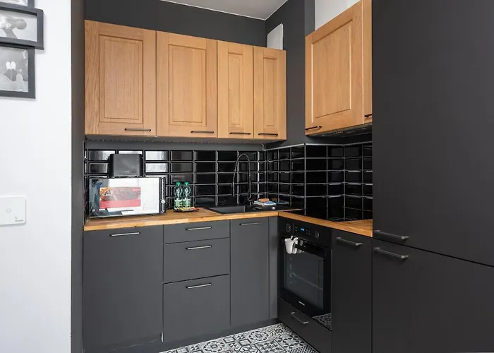 Praga Zupnicza Modern By Bookinghost *